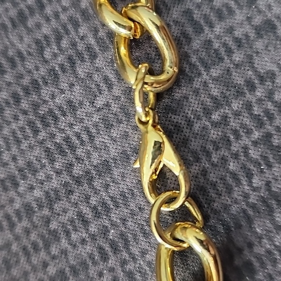 Gold chain - Picture 2 of 4